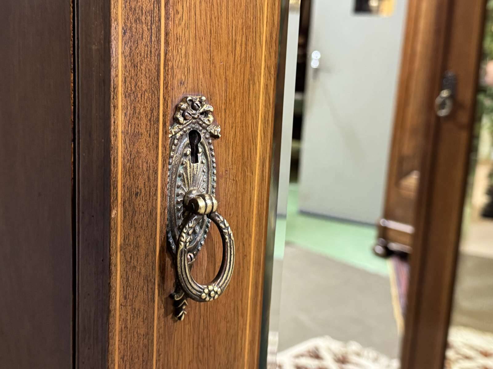 Armoire dressing anglaise en acajou 19ème