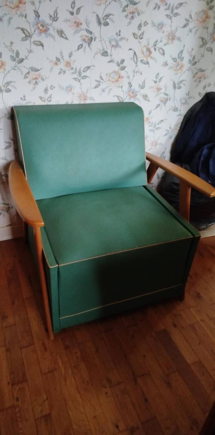 Armchair bed