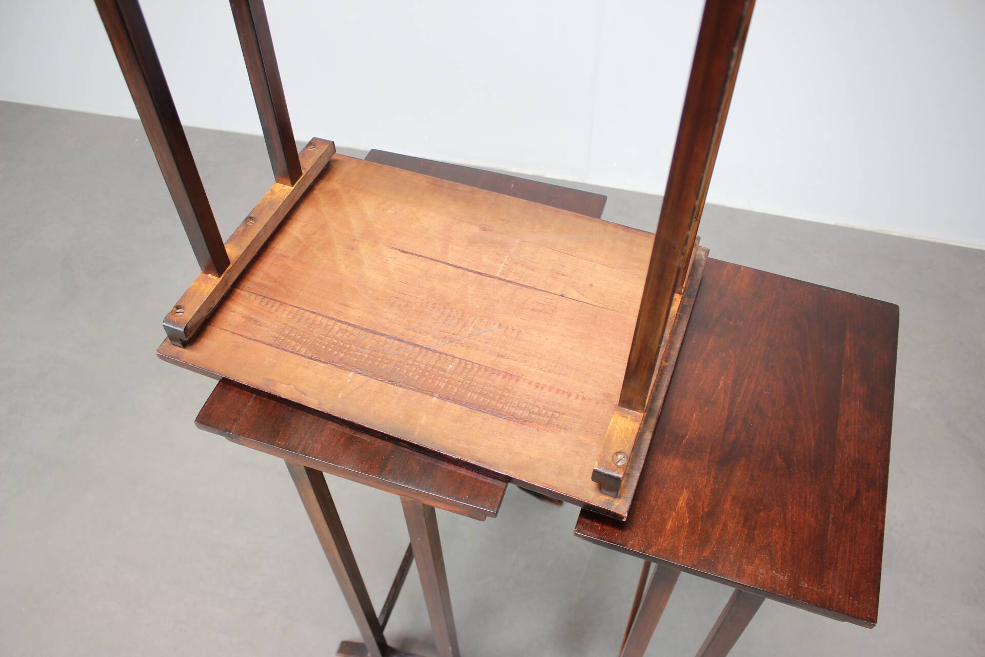Art Deco Nesting Tables in Mahogany Veneer, 1930s, Czechoslovakia
