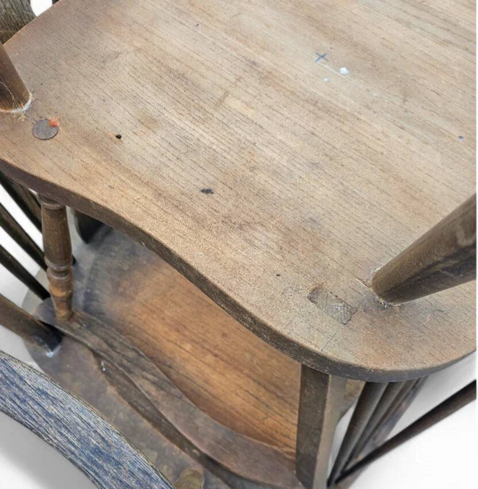 A slightly weathered Windsor wheelback dining set (7) by Oirschotse Meubelindustrie 1950s