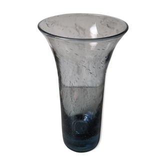 Vase en verre soufflé et bullé