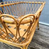 Nursery basket for green plants