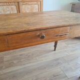 Farm table