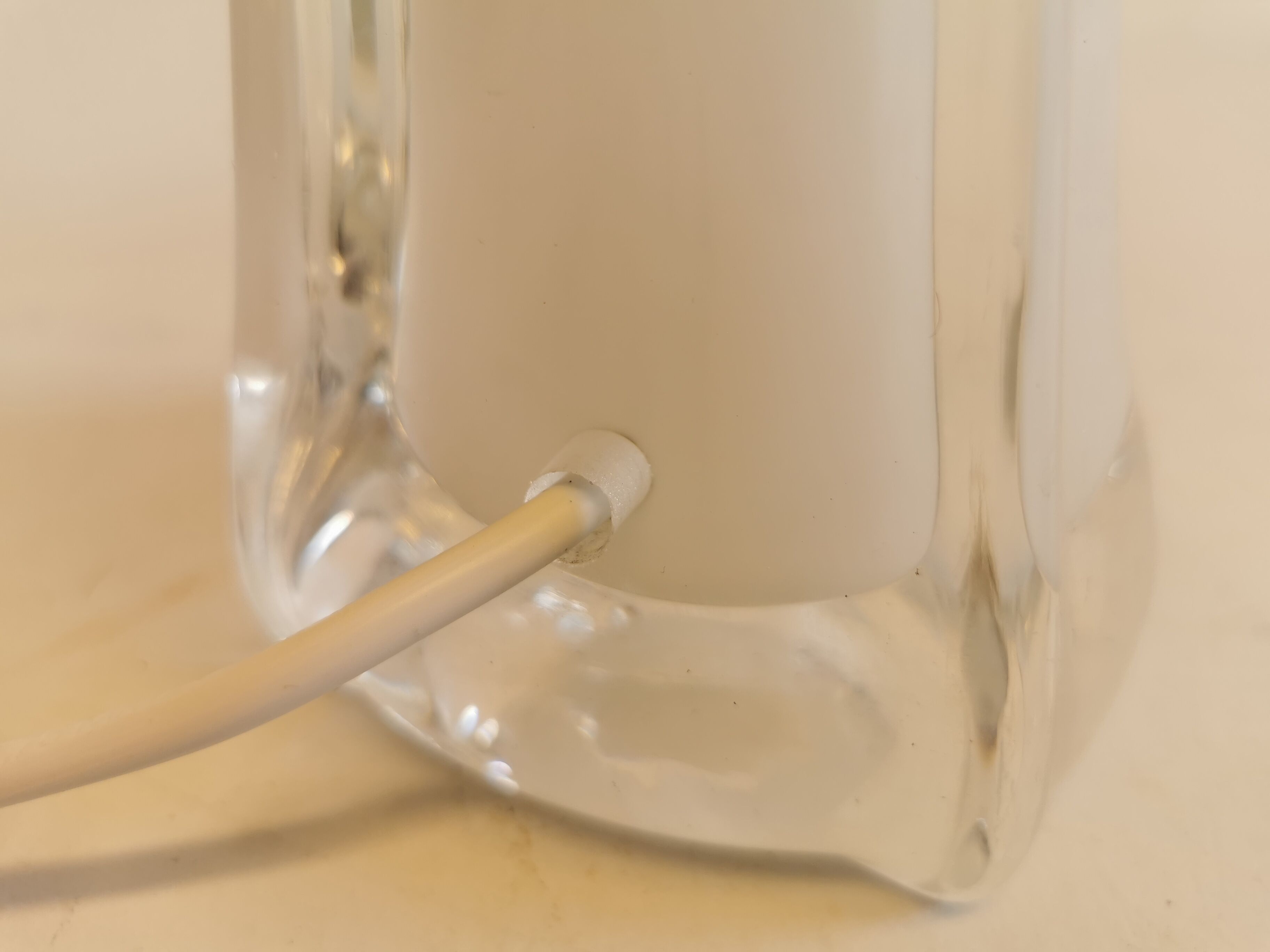 Pied de lampe avec plusieurs couches de verre