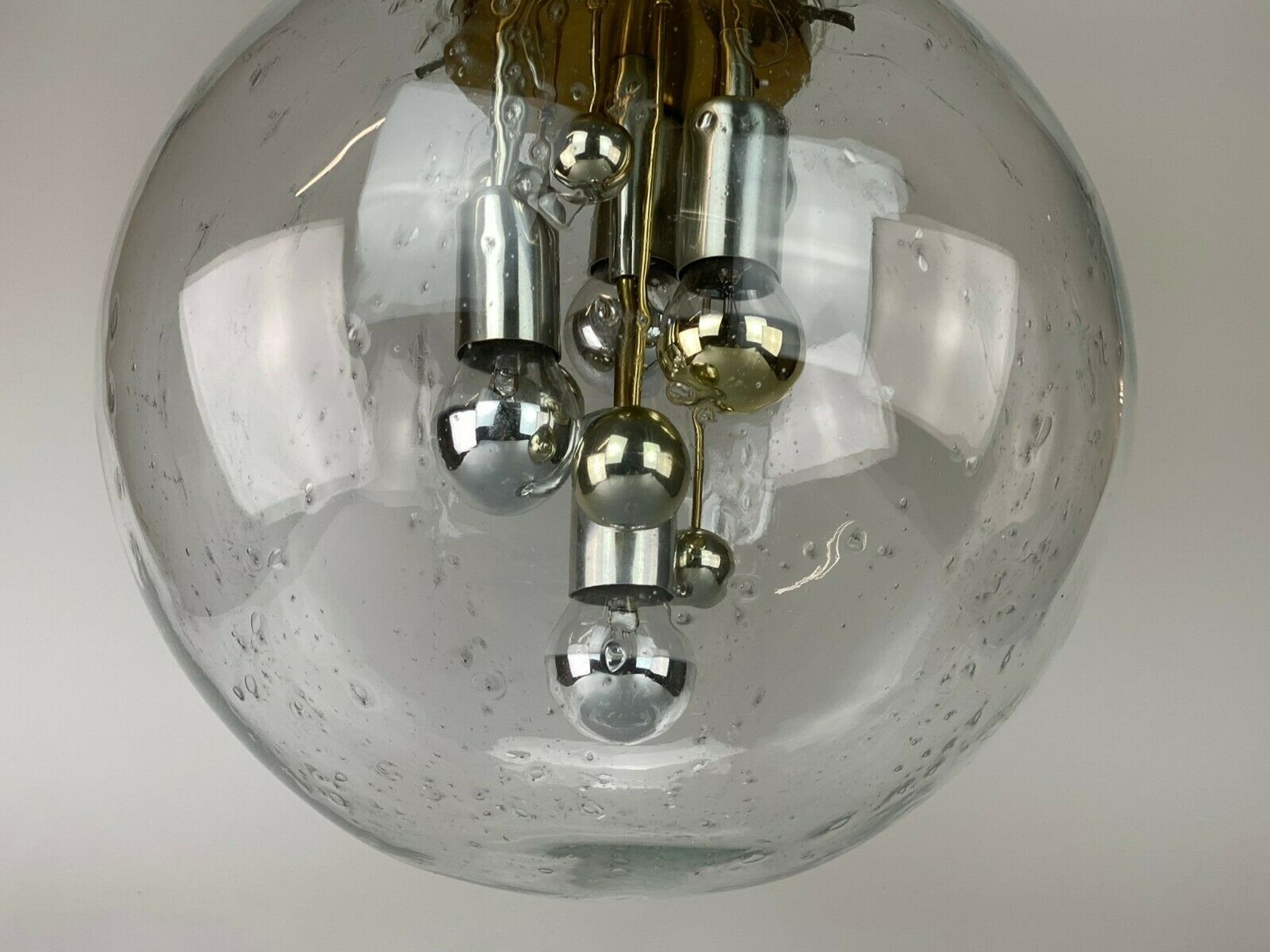 Plafonnier à boule doria en verre espace age design