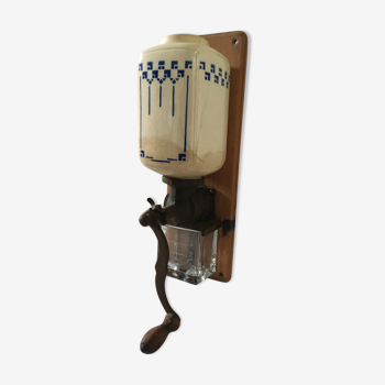Wall-mounted coffee grinder