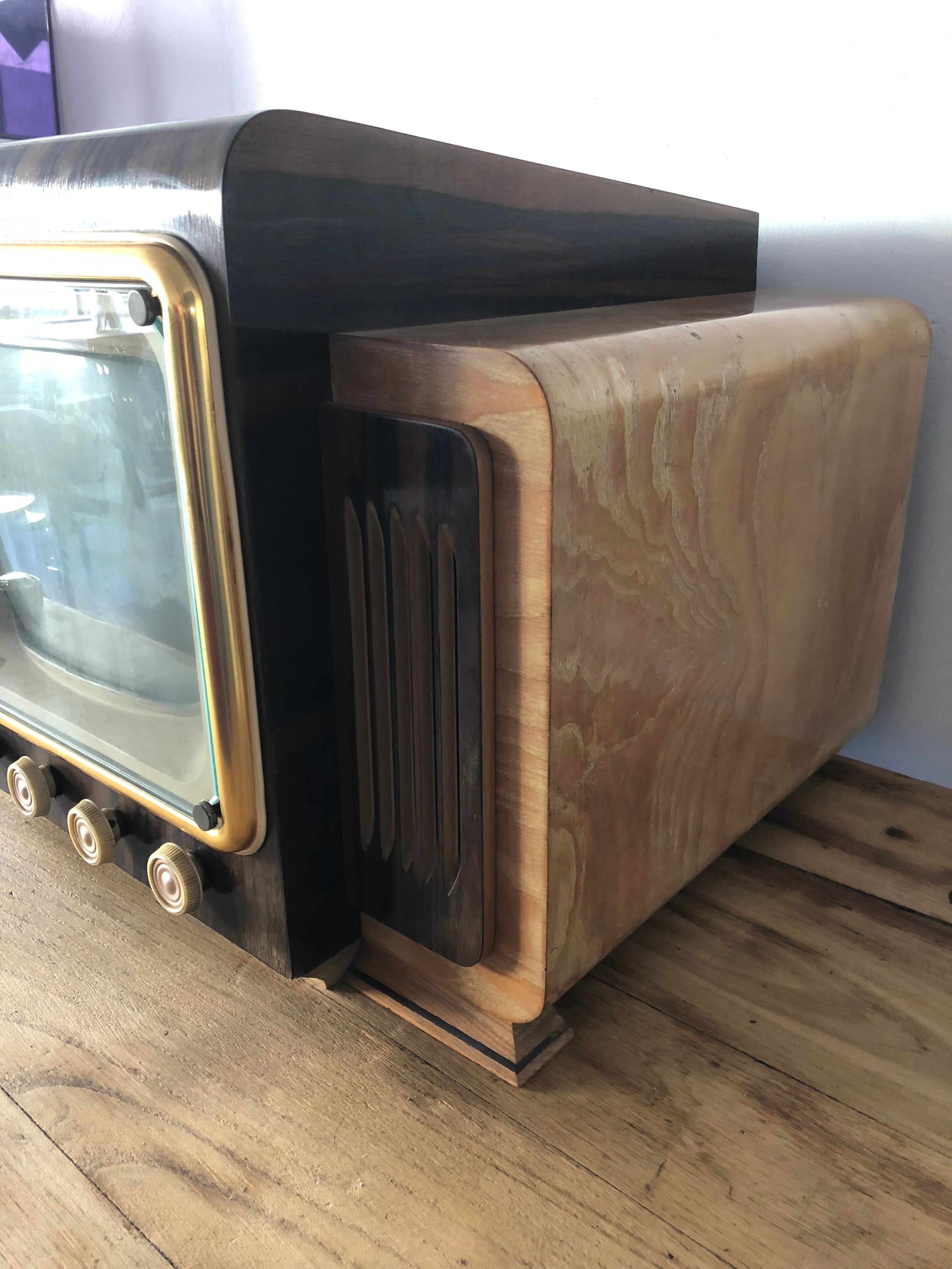 40's, formwork wooden television