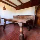Basque style table