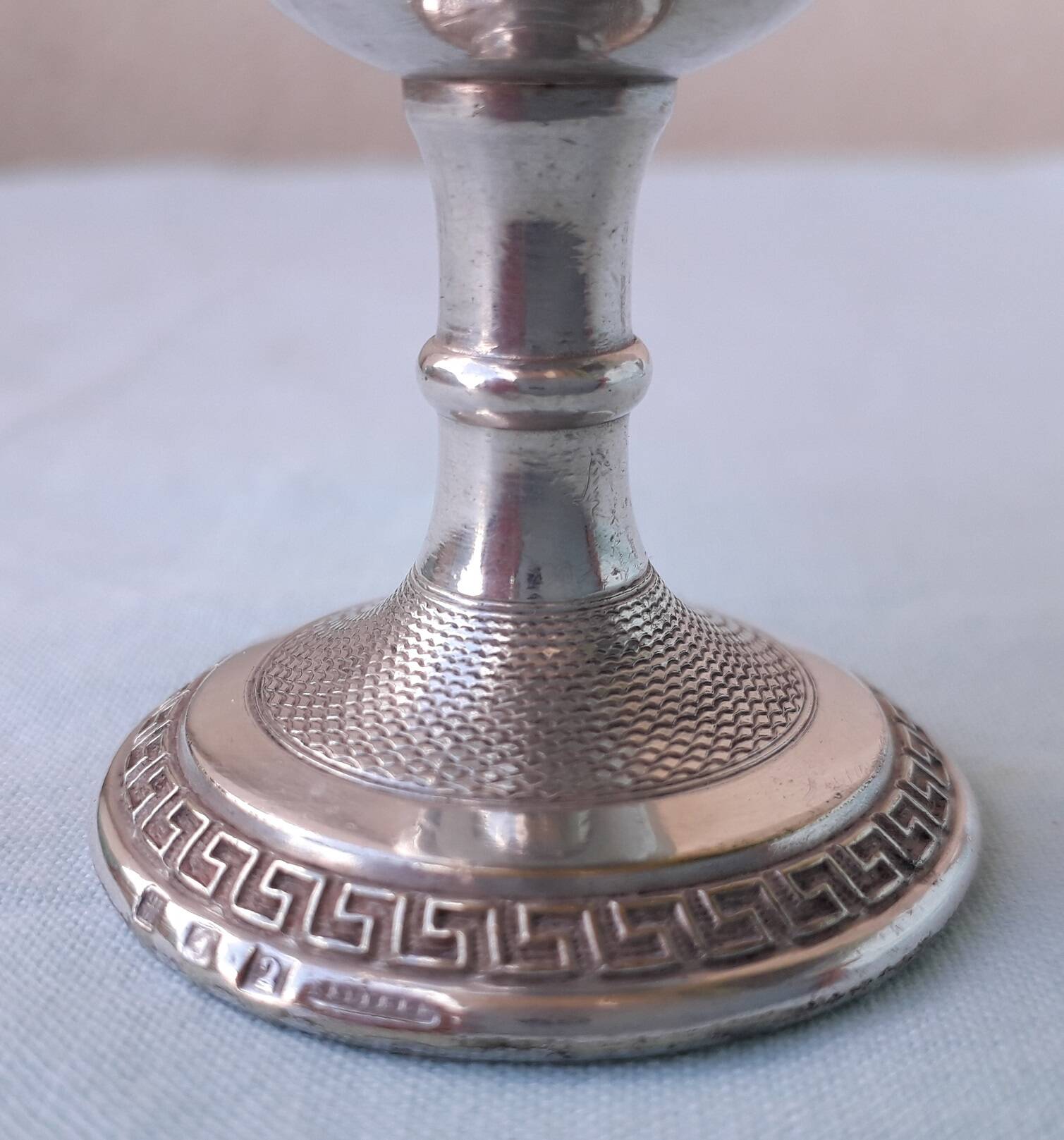 2 silver-plated egg cups