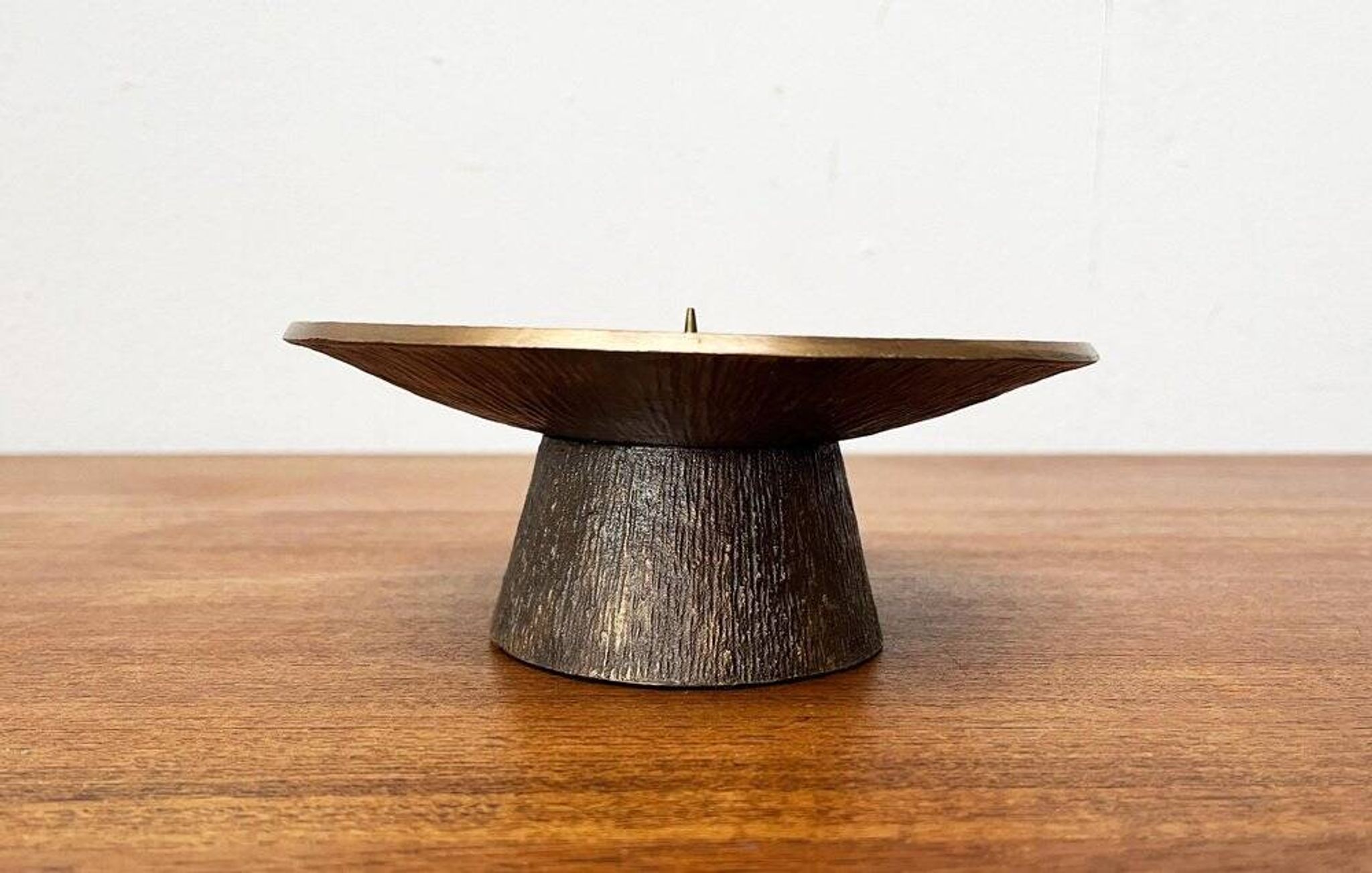Bougeoir Brutaliste en Bronze Milieu du Siècle, années 1960