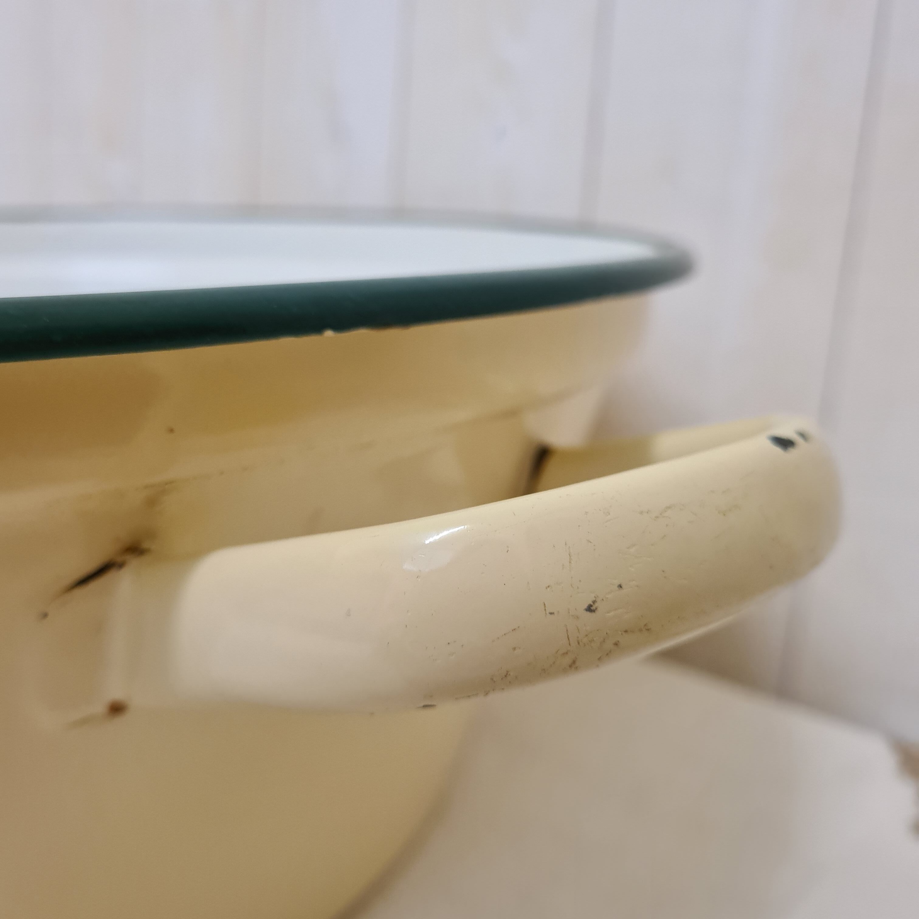 Yellow enamelled sheet metal basin