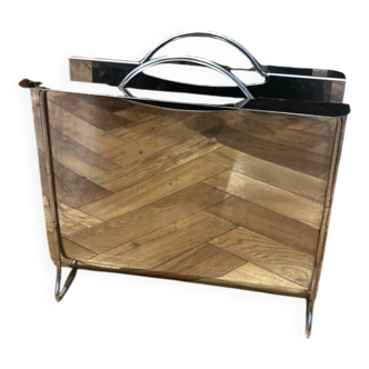 Chrome stainless steel magazine rack