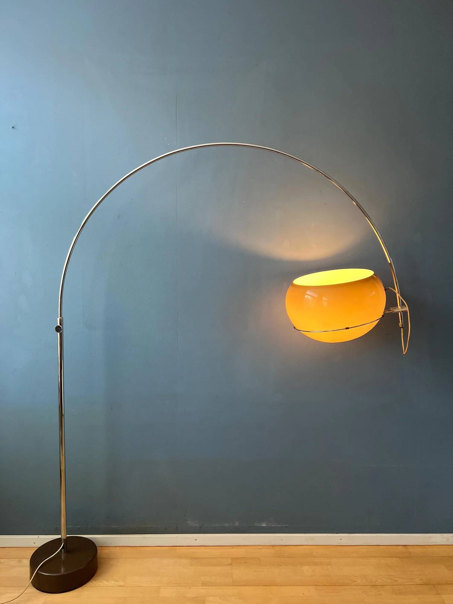 Mid-century space age mushroom arc floor lamp by GEPO