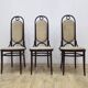 Ensemble de trois chaises Thonet