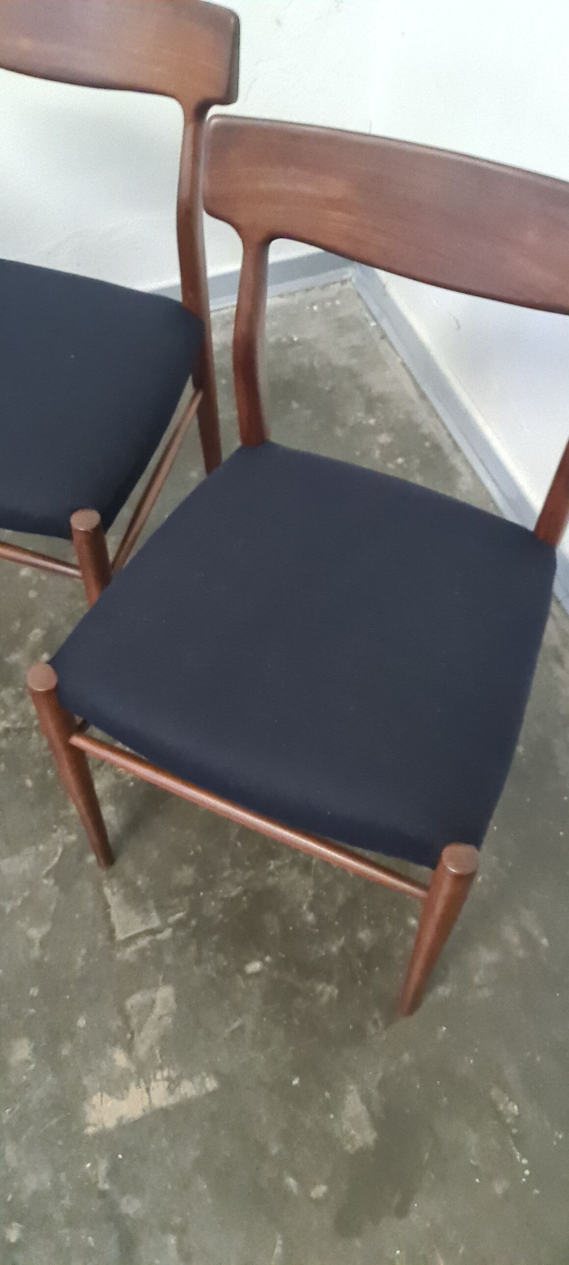 Set of 3 teak dining chairs