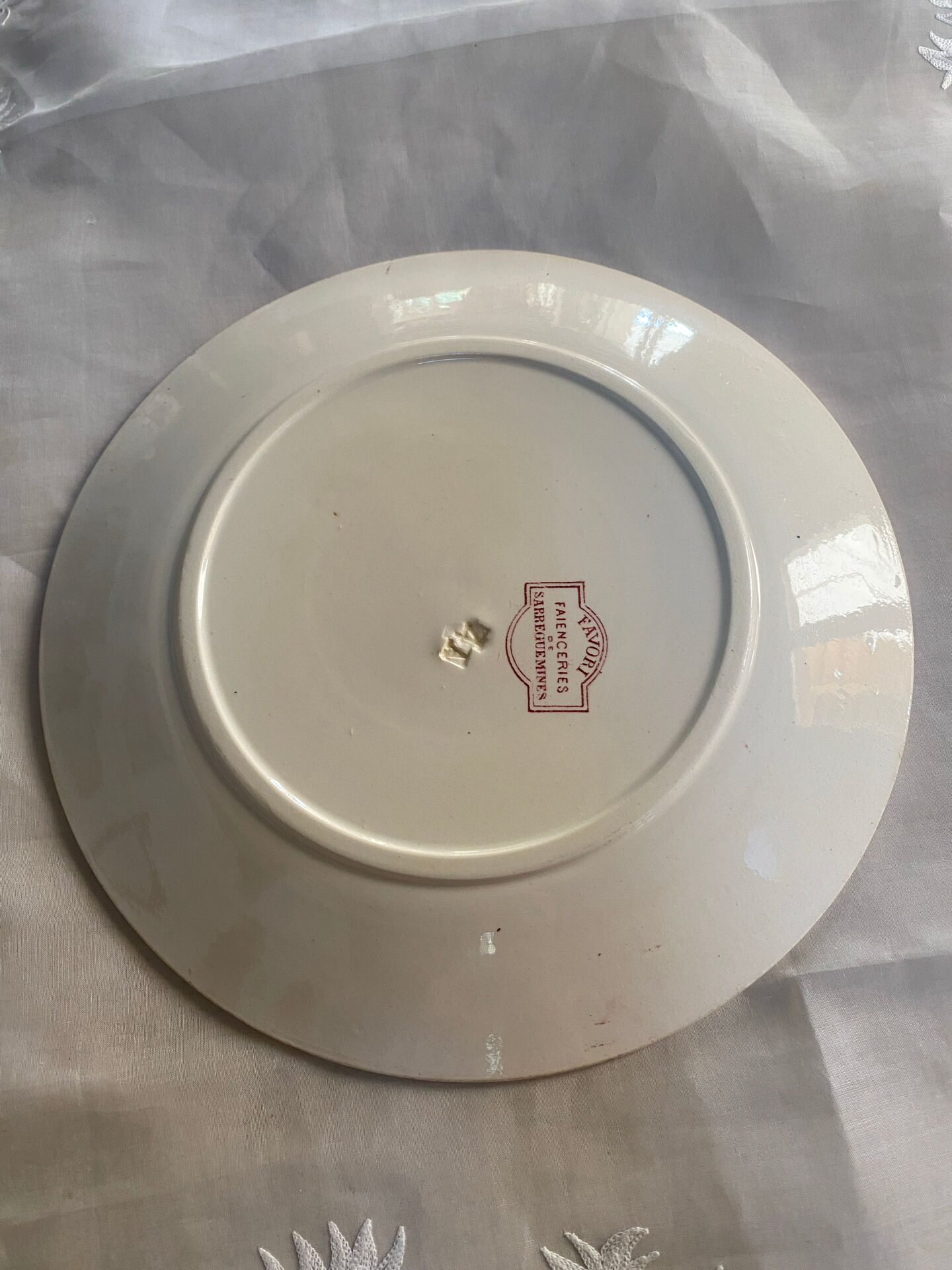 Flat plate model Favourite from Sarreguemines