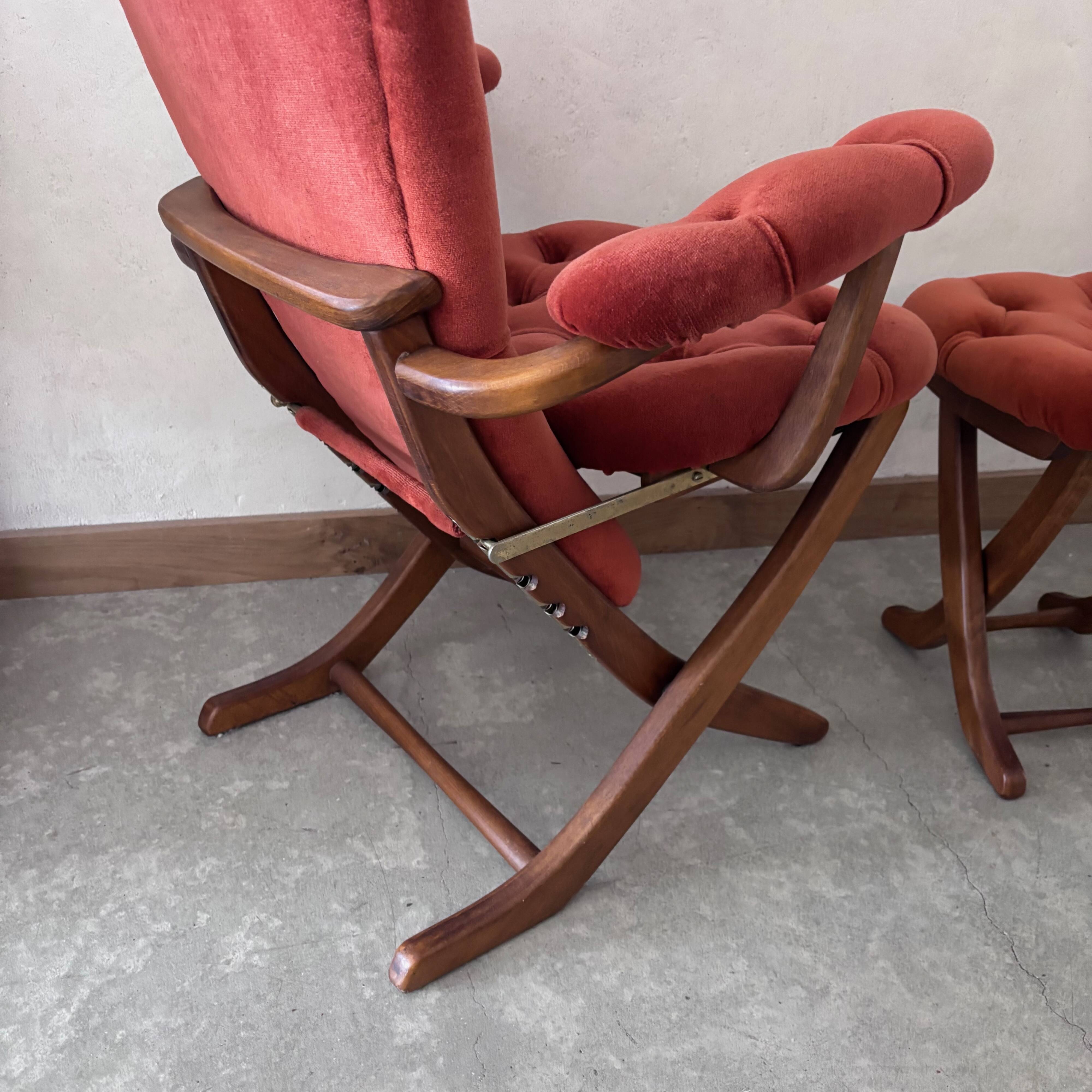 Adjustable vintage armchair