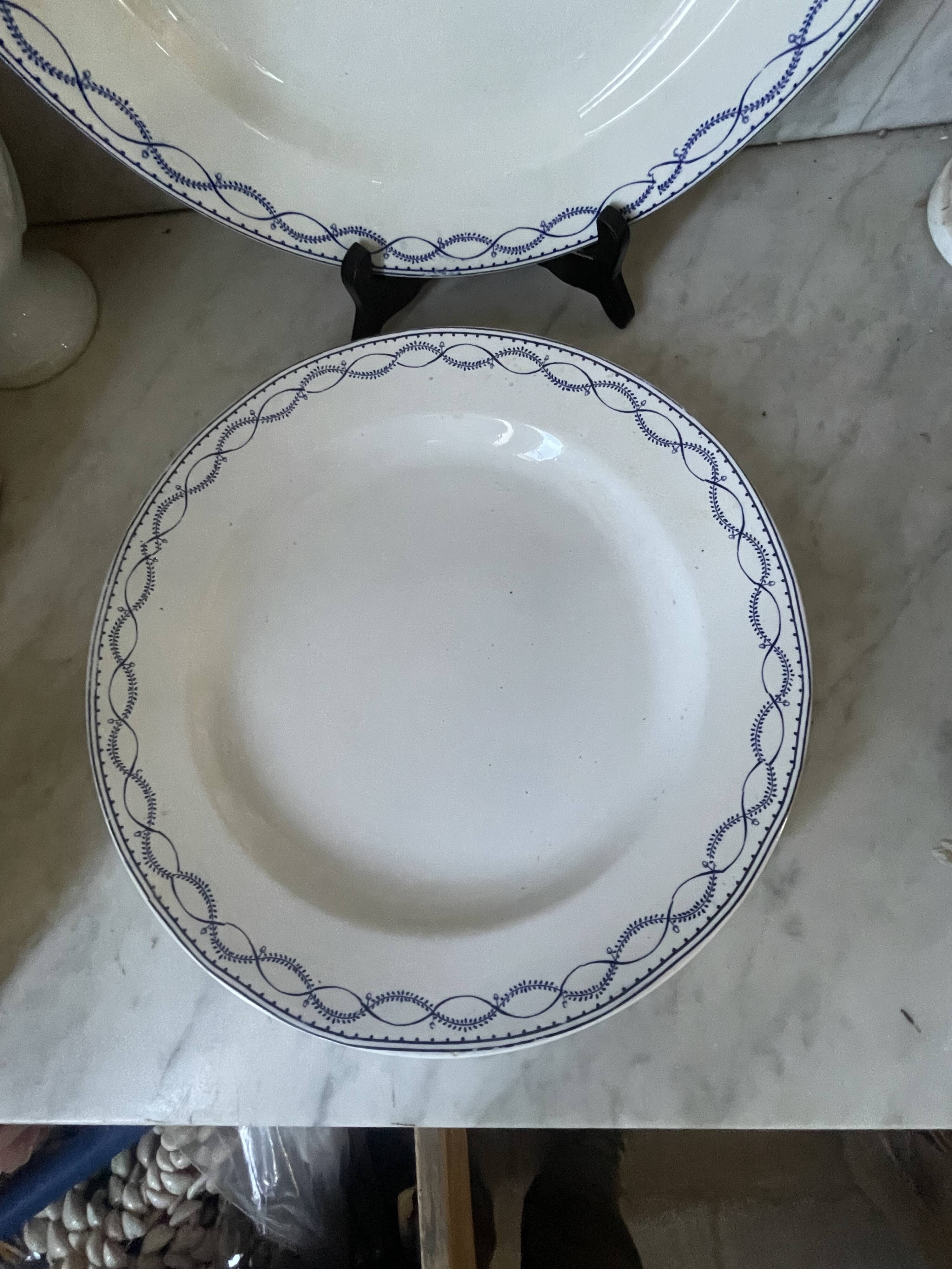 Pair of round dishes Boch La Louvière circa 1900