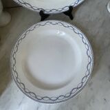 Pair of round dishes Boch La Louvière circa 1900