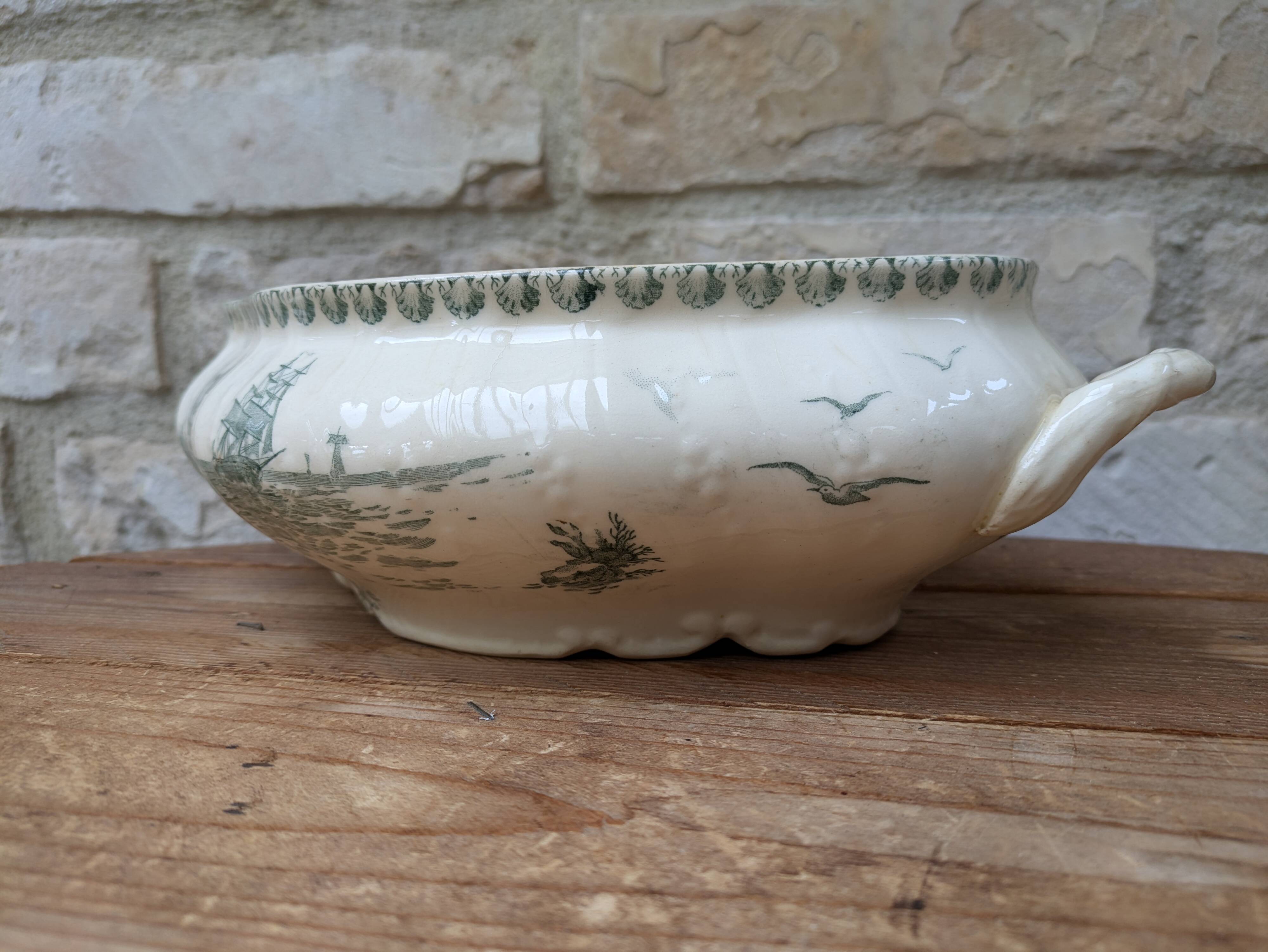 Old vegetable dish serving dish Terre de Fer Opaque porcelain from Gien Ocean model