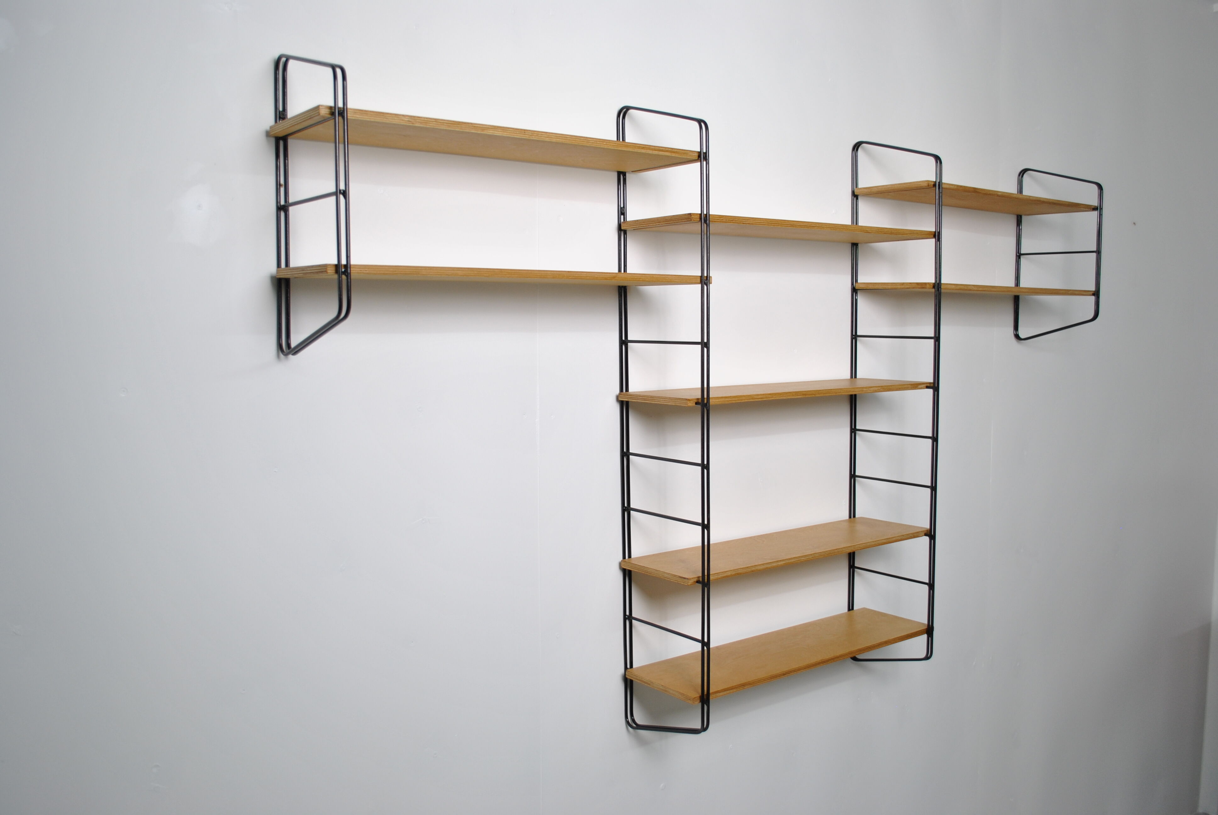 String-type shelf, 1970s