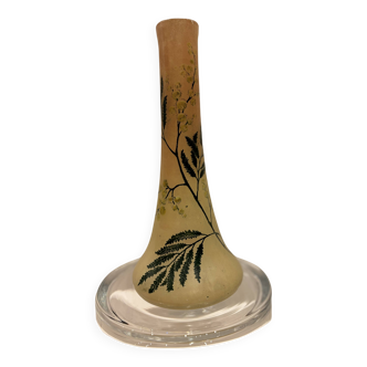 Vase ancien soliflore en verre soufflé