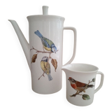 Coffee maker and milk jug