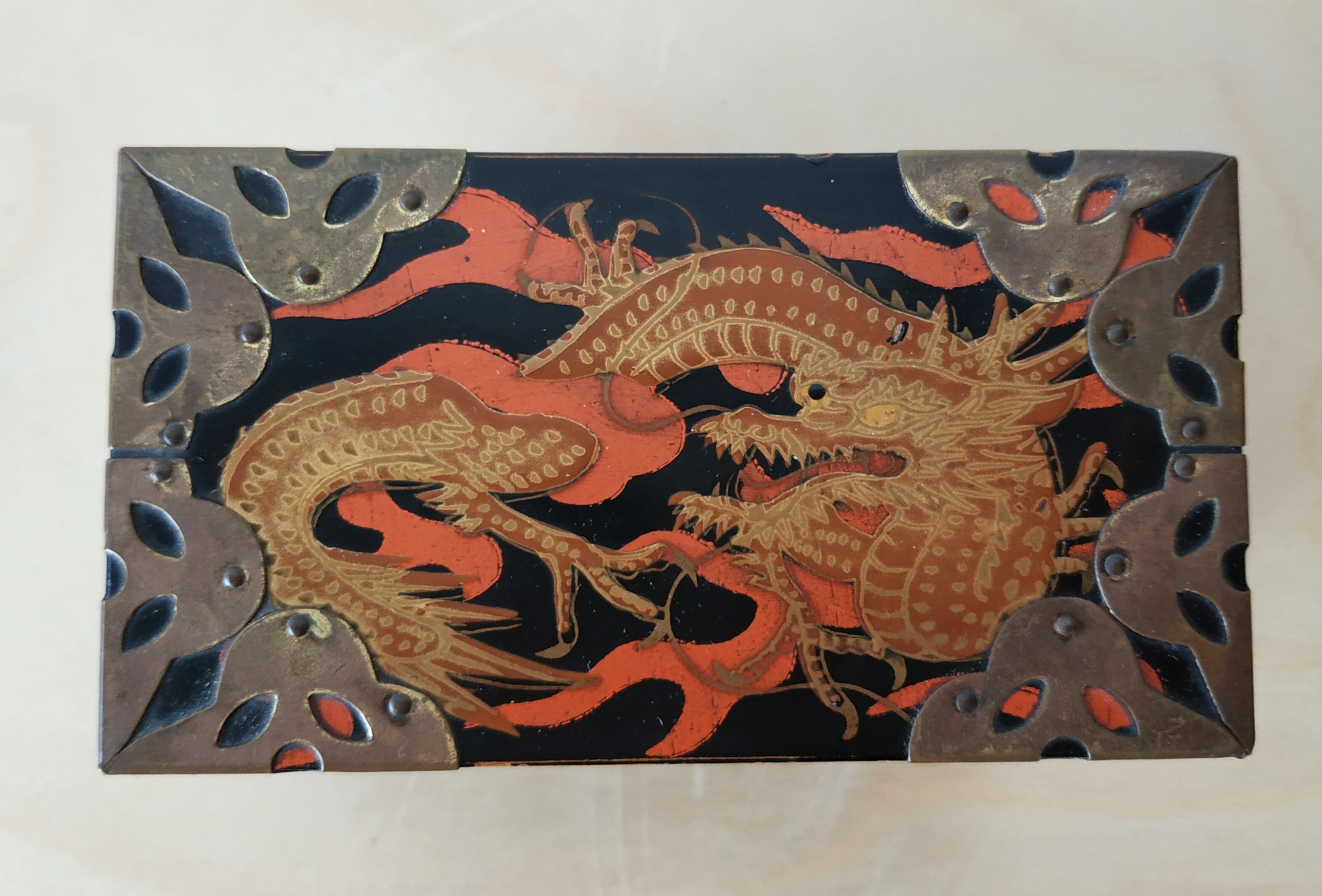 4 boîtes - Chine et laque Japon