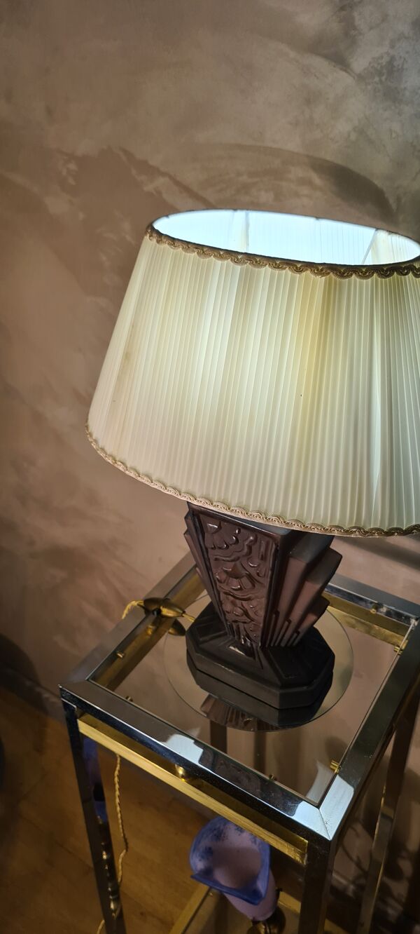 grande lampe art deco en v verre moulé opaque, 46x33  dans son jus,