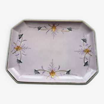 Plat en porcelaine