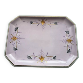 Plat en porcelaine