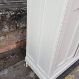 Authentic Parisian off-white wardrobe
