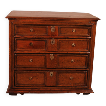 English oak chest of drawers, early 18th century