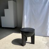 Monoxyl sofa end in black mango tree tripod half-sphere tray h:45 d:44