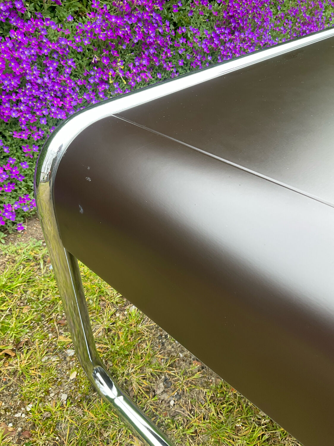 Space Age style coffee table by Marcel Breuer