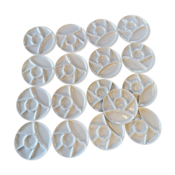 Lot de 17 assiettes compartimentées anciennes Gien