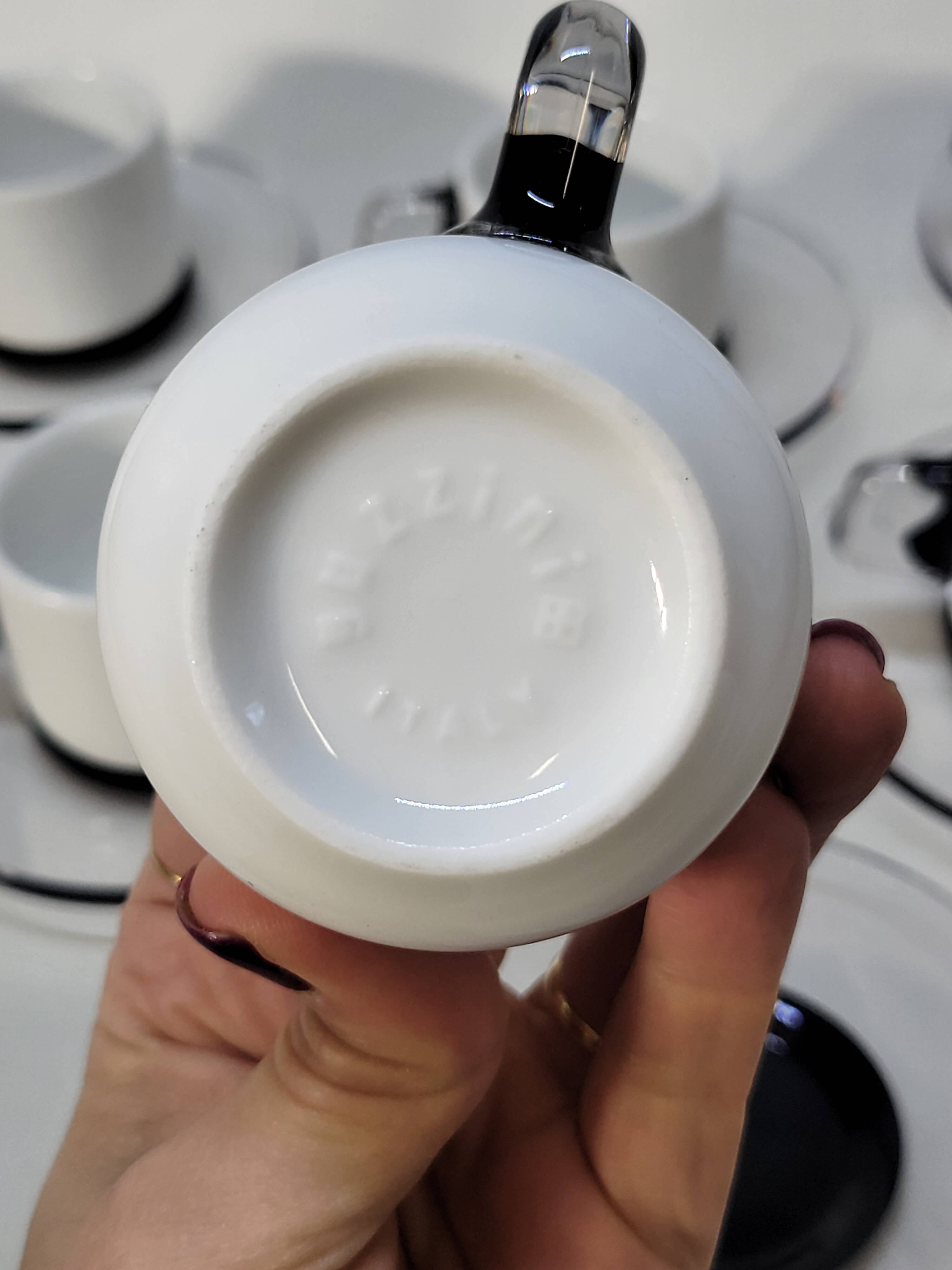 Guzzini Coffee Set 6 Porcelain Espresso Cups and 6 Plexiglas Saucers