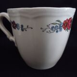 Six sarreguemines cups and saucers, obernai model