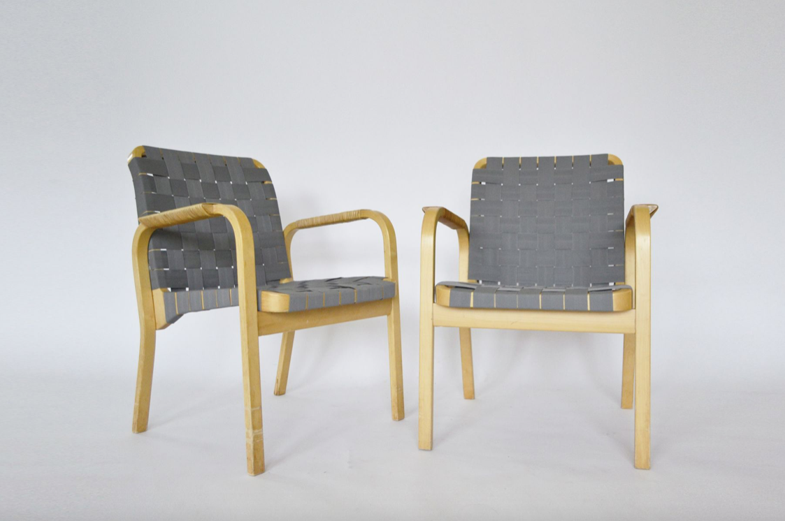 Pair of armchairs modèle "E45" by Alvar Aalto for Artek