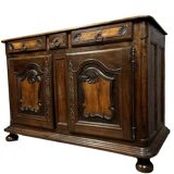 Louis XIII period Burgundy sideboard in solid oak and walnut circa 1680