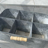 Metal flower box