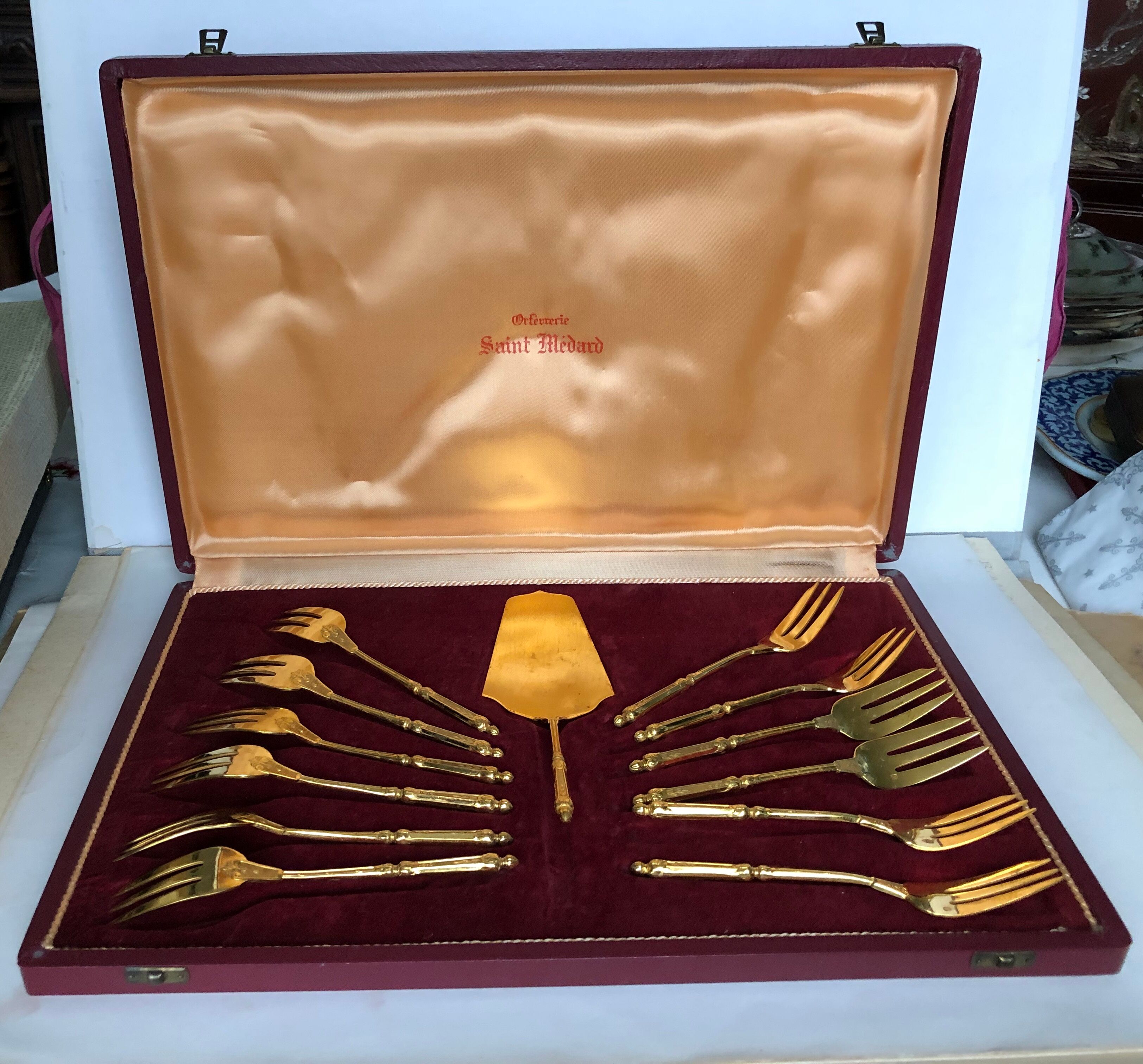 Vermeil cake service