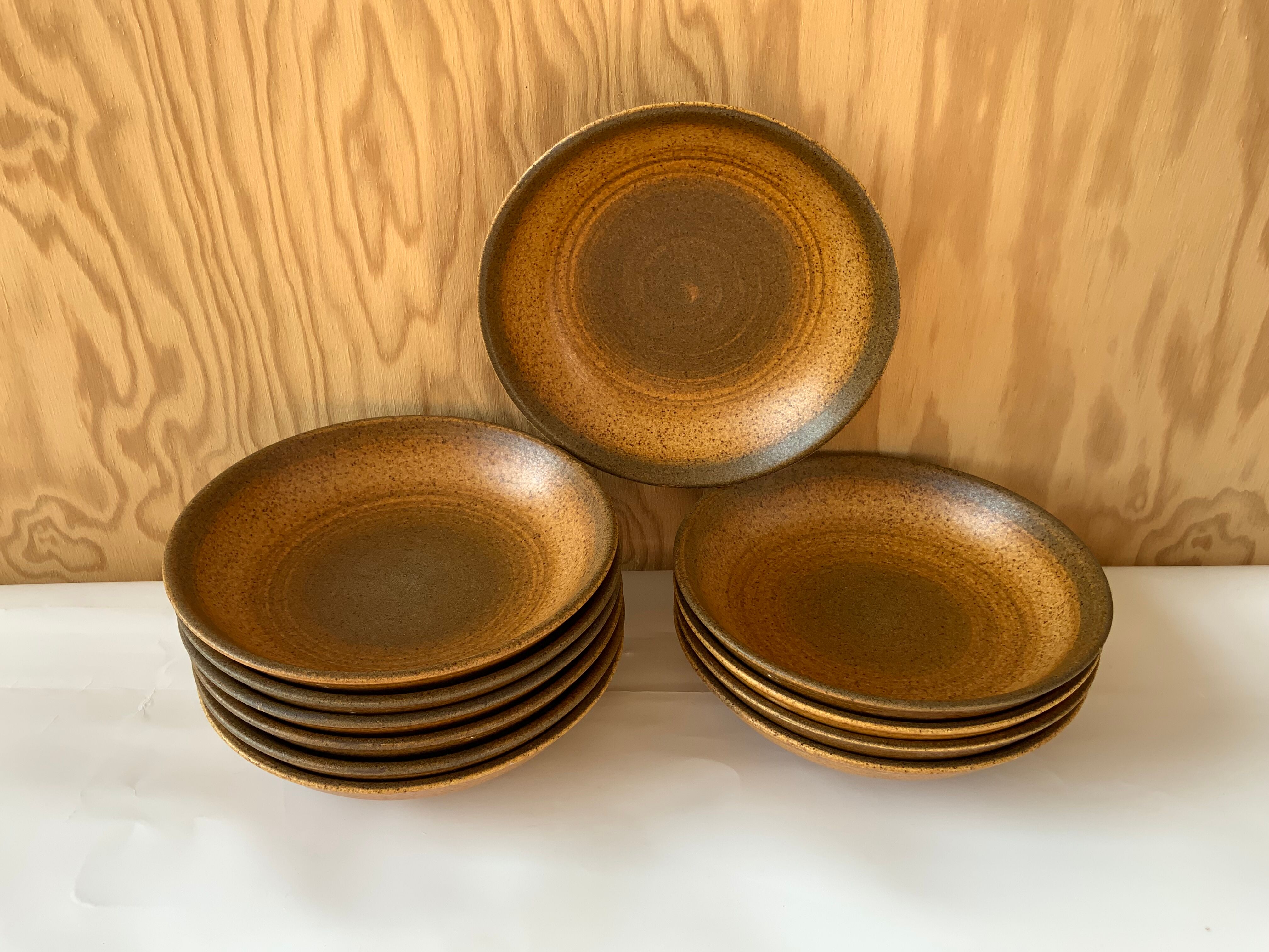 Vintage hollow plates