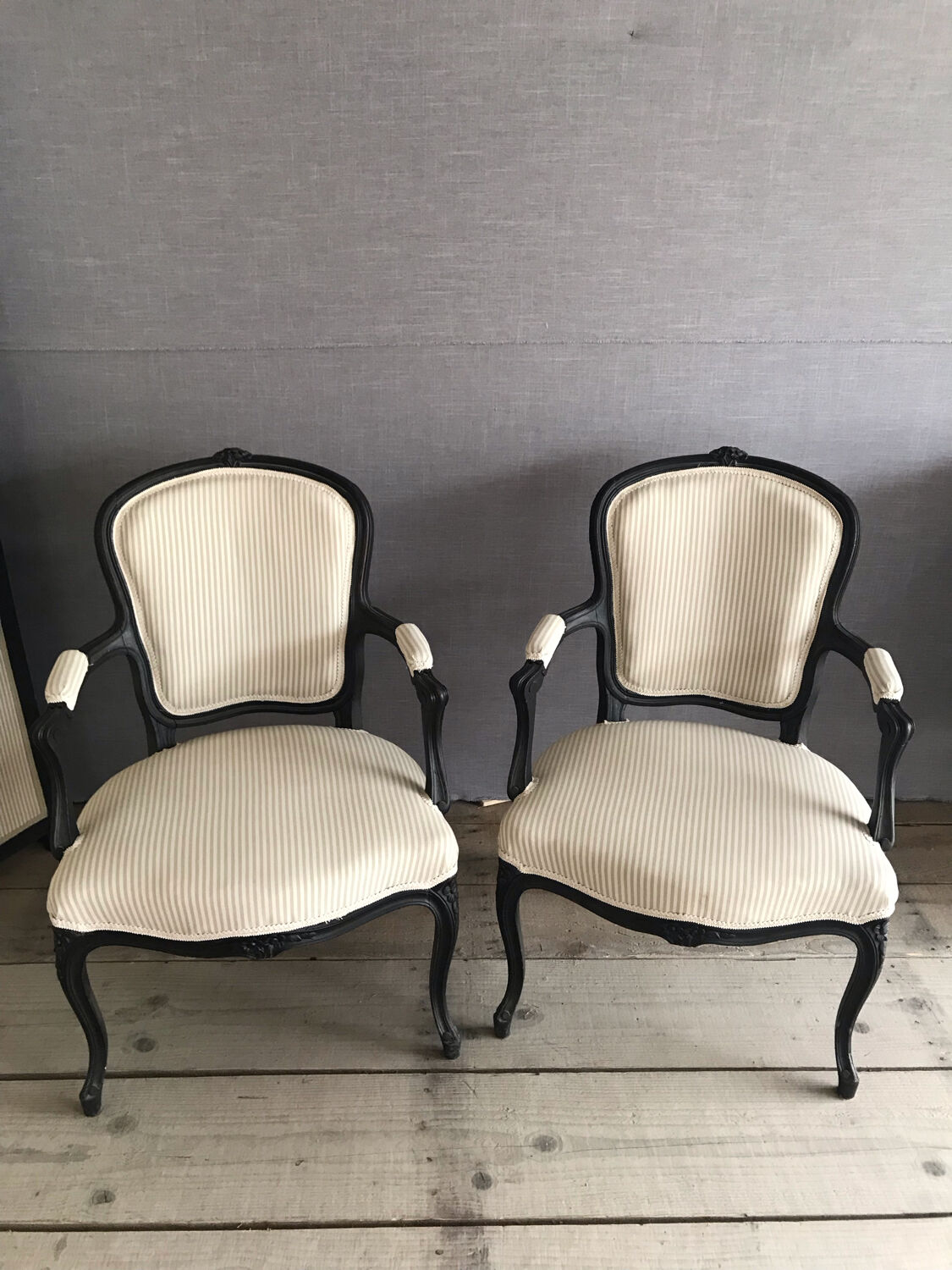 Pair of convertibles striped fabric