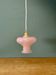 Suspension abat-jour vintage en opaline rose