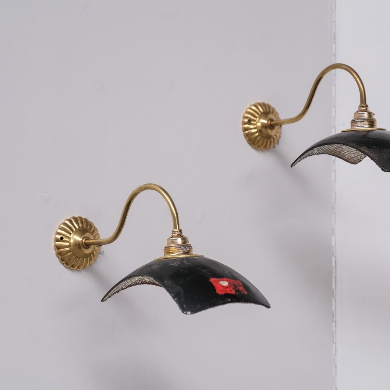 Mercury reflective glass and brass wall lights (35 available)