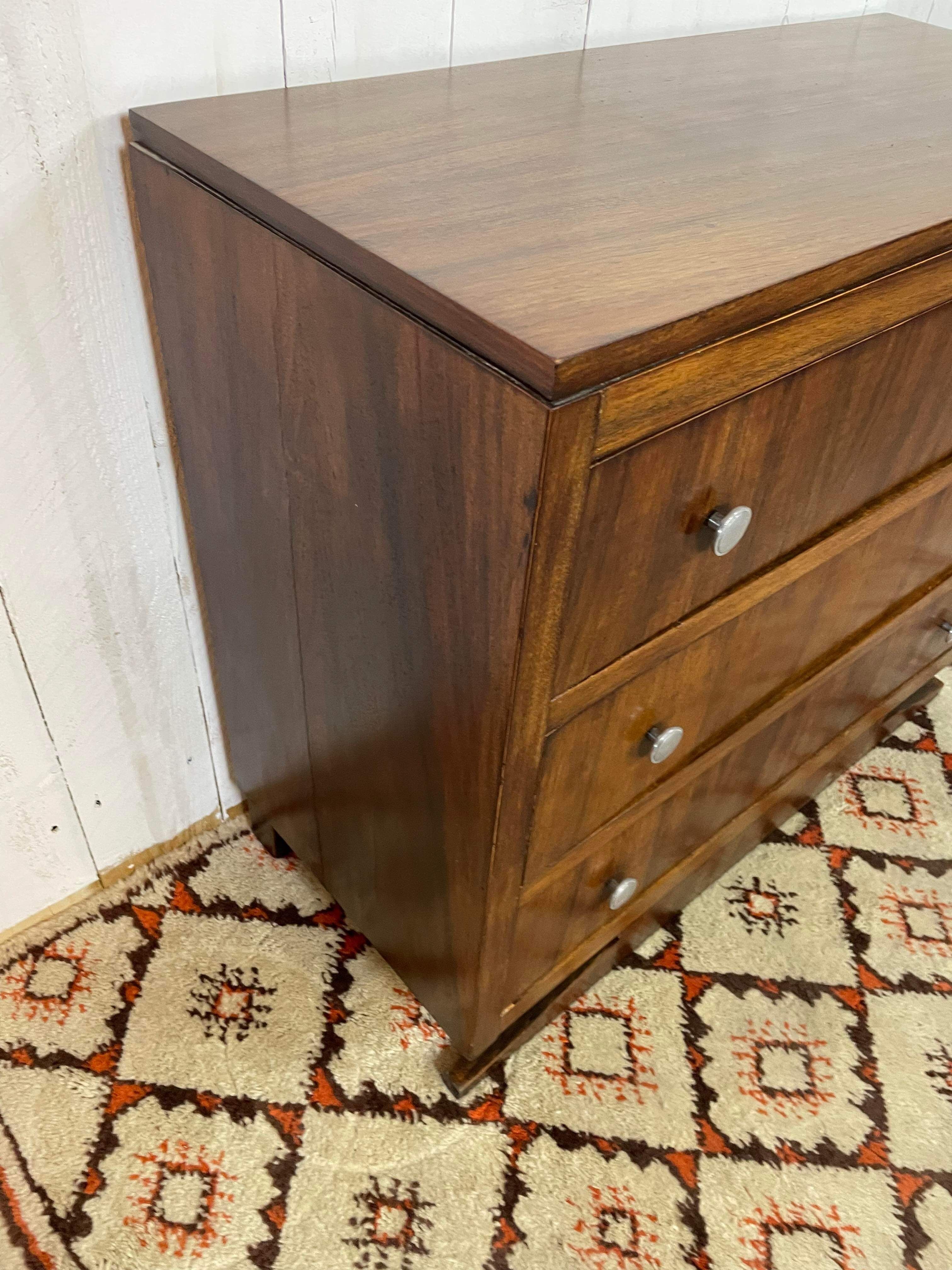 Art Deco chest of drawers