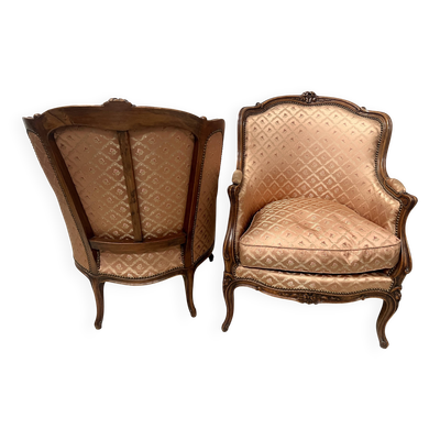 Paire de bergères de style Louis XV en bois narurel XX siècle