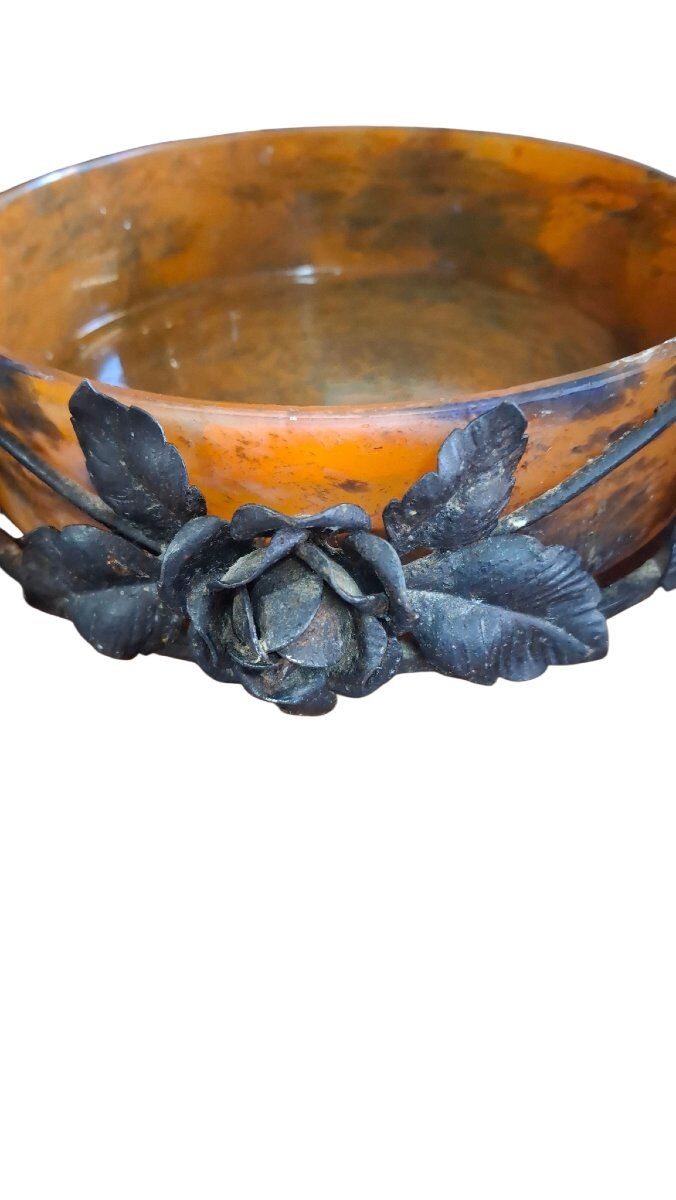 Glass paste bowl