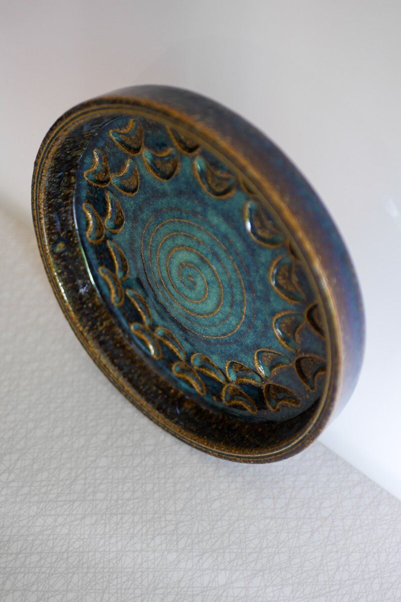 Ceramic plate in modernist art by Michael Andersen, Denmark, 1960s.